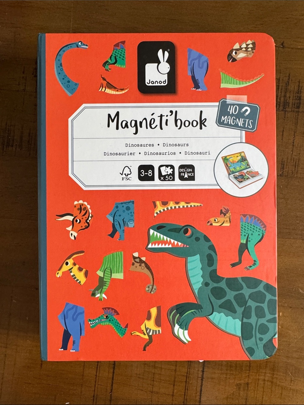 Janod Magneti'Book Dinosaurs - Magnetic Activity Book